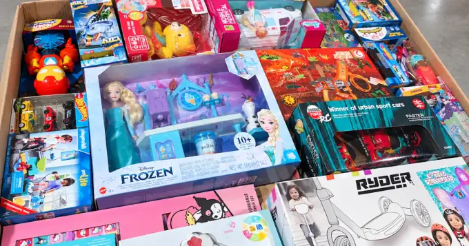 toy pallets